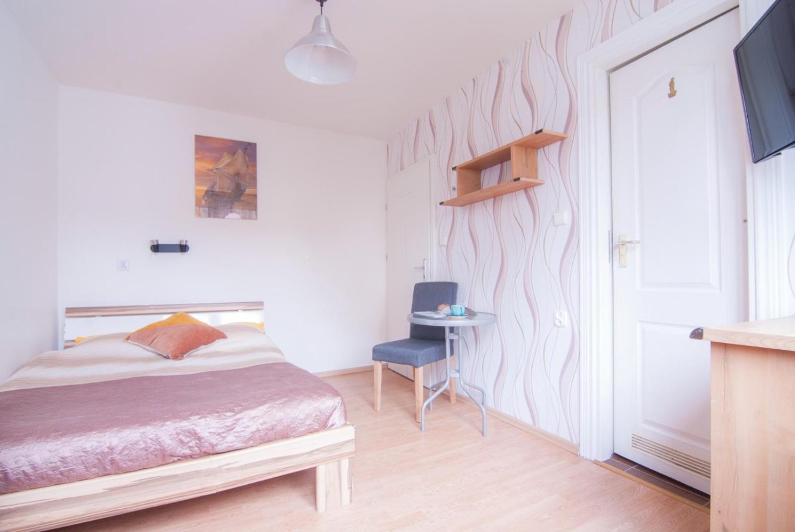 Wynajem apartamentów i pokoi. Ustronie Morskie Exterior foto